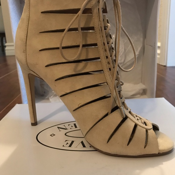 Steve Madden Cyder lace up booties - Picture 5 of 5
